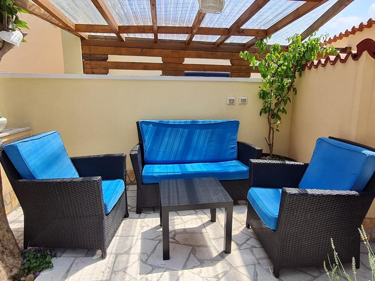 Holiday Home "Mala Kuca " With Heated Pool พูลา ภายนอก รูปภาพ
