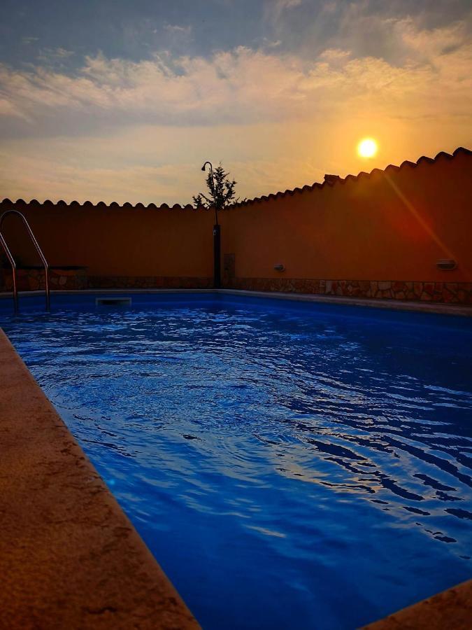 Holiday Home "Mala Kuca " With Heated Pool พูลา ภายนอก รูปภาพ
